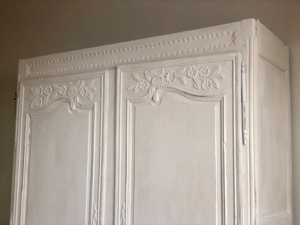 Antique French painted oak armoire/wardrobe/linen press with hanging rail View V
