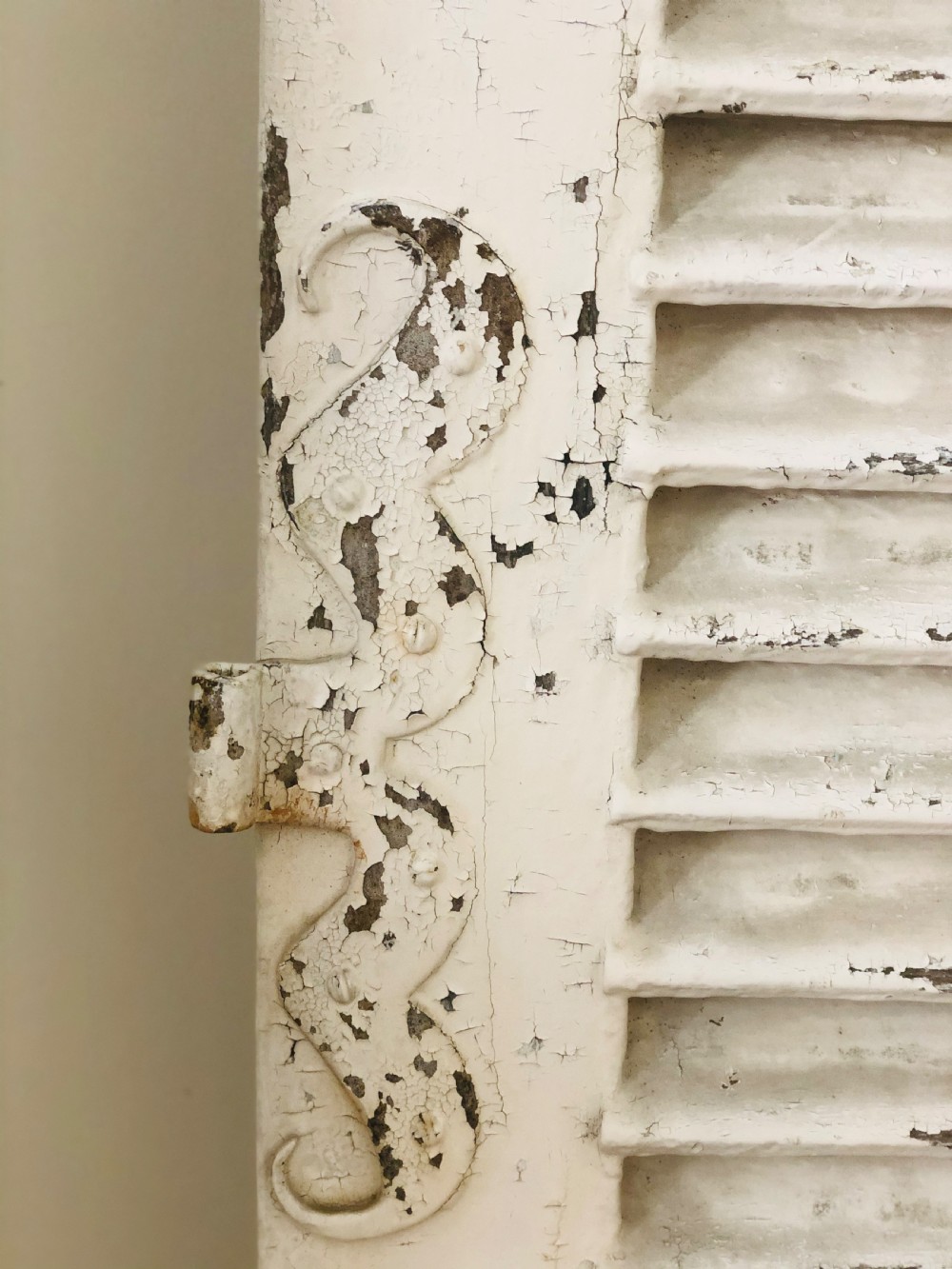Antique French oak shutters - moustache hinges  View III
