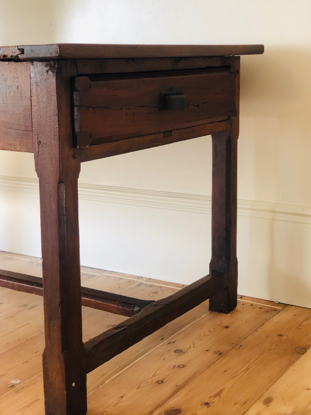 Early 19th century French oak farmhouse refectory table  View III