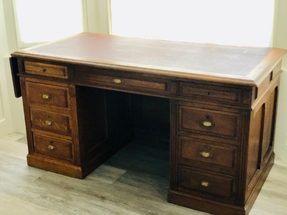 Antique oak pedestal desk  View IV