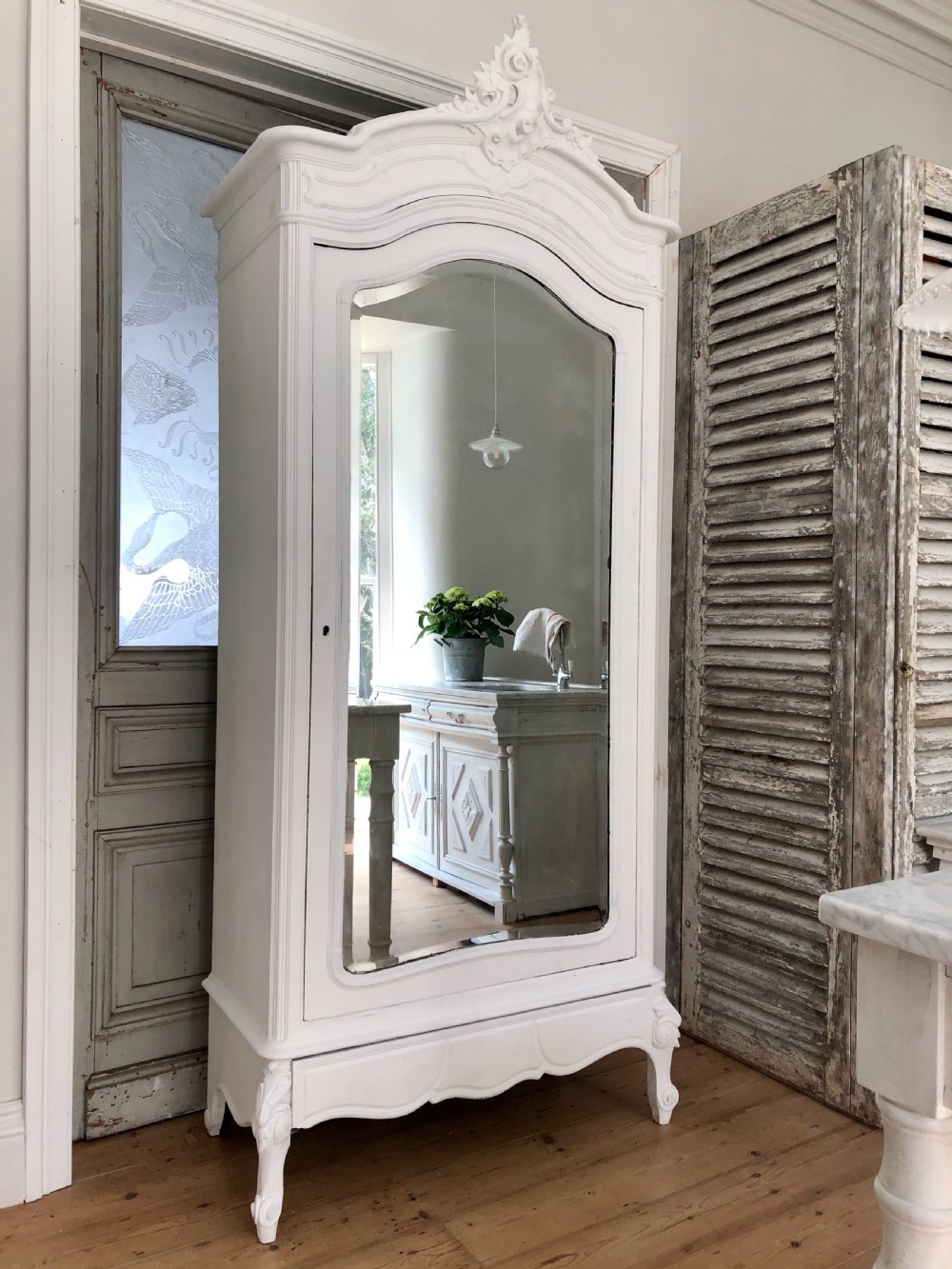 Antique French single armoire linen press View VII