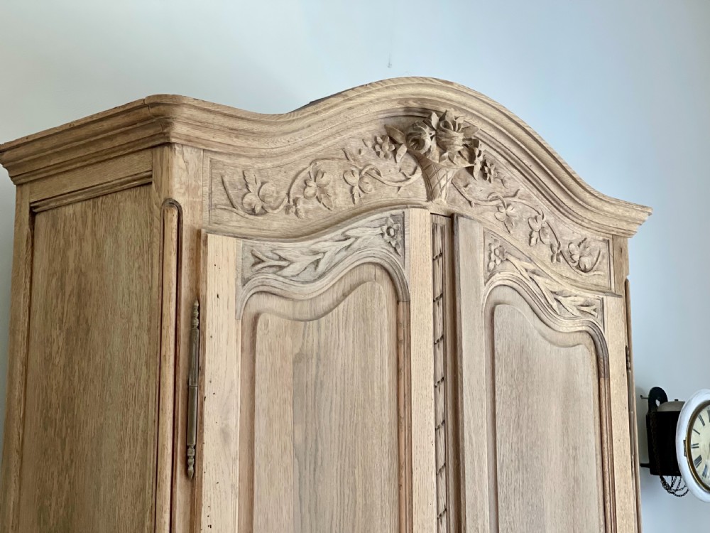 Antique French oak armoire linen press View V