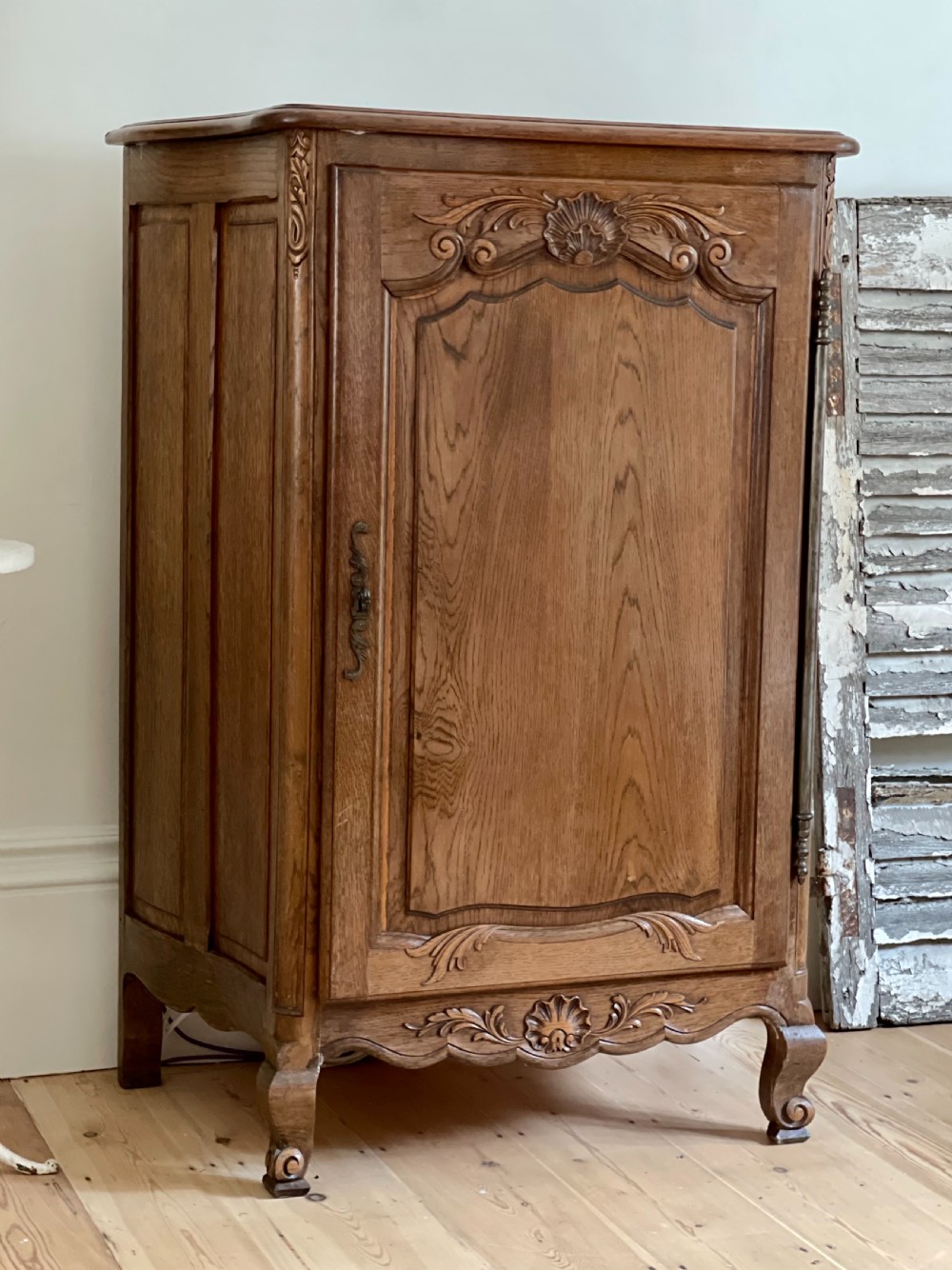 Antique French oak Louis XV cupboard