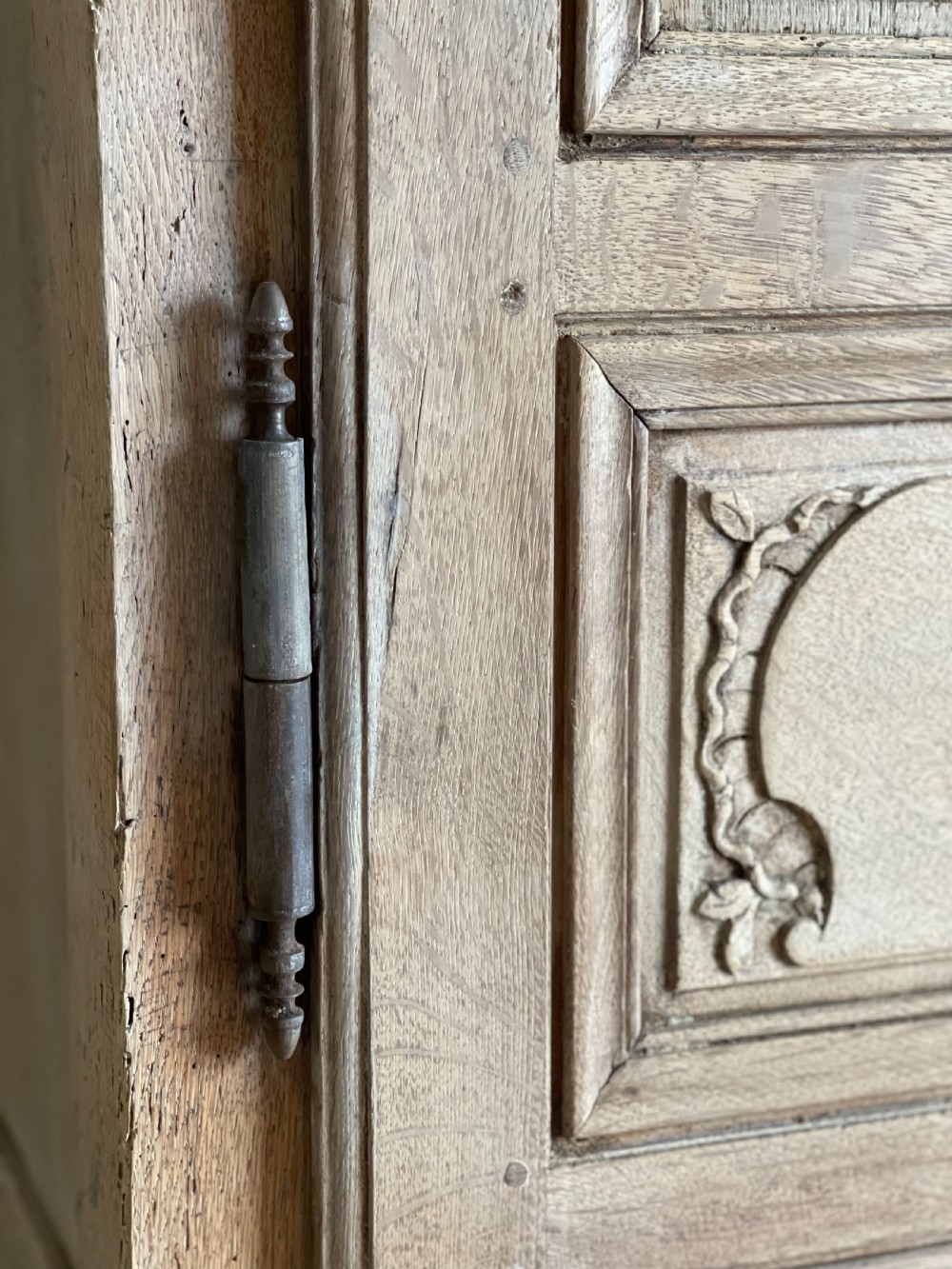 18th century antique French oak armoire linen press with hanging rail
 View VII