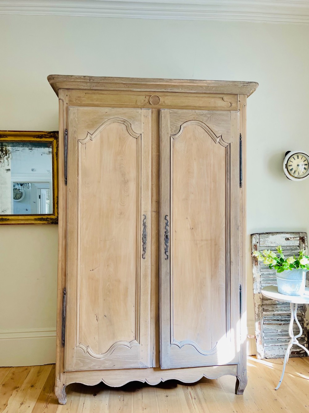 19th century French oak armoire wardrobe with hanging rail View XIII