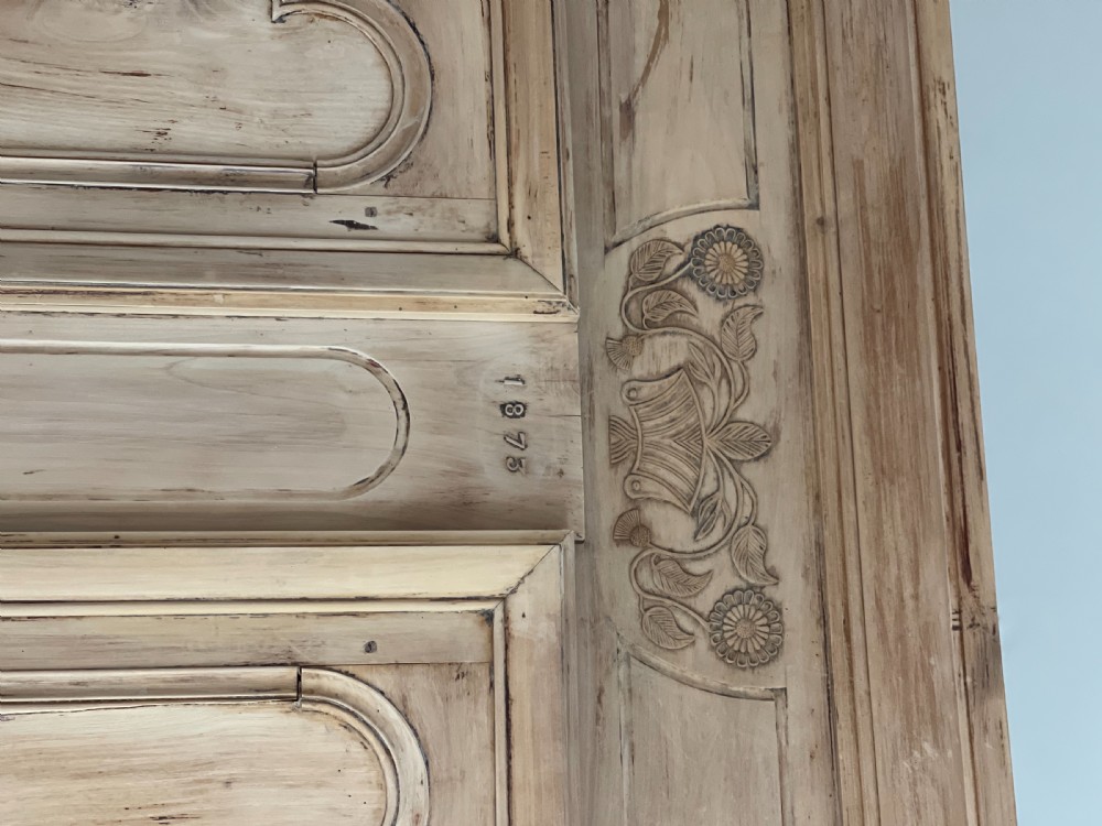 19th century French armoire with hanging rail View VIII