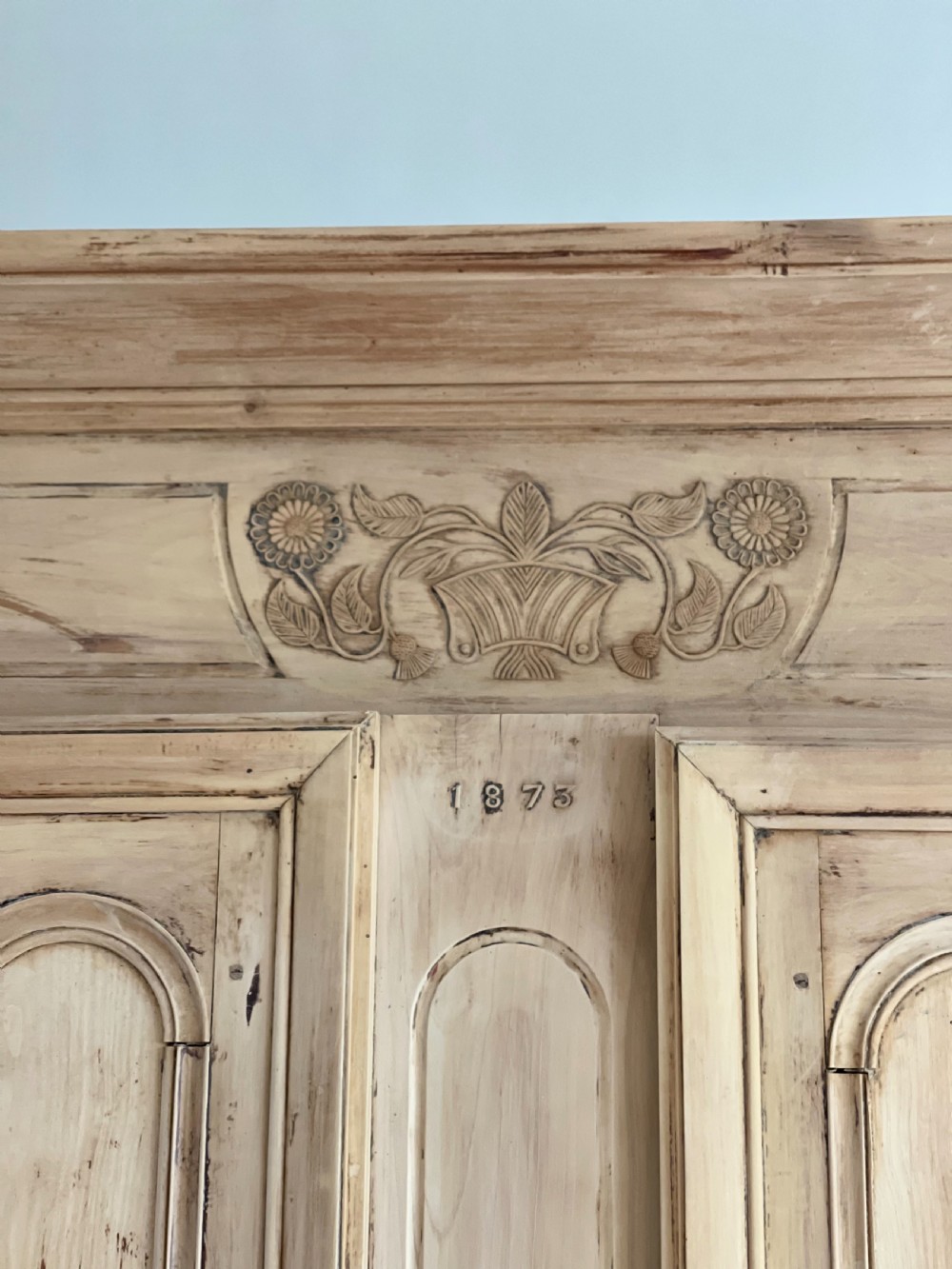 19th century French armoire with hanging rail View IX