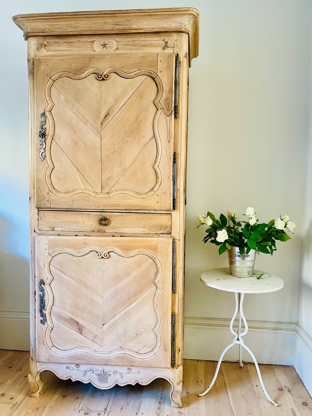 19th century French bonnetière cupboard  View X