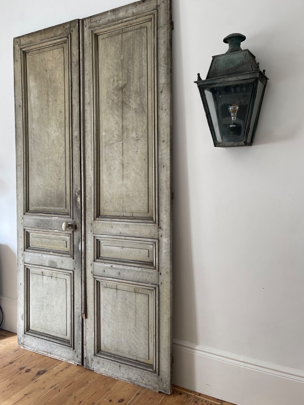 19th century French oak doors  View VIII