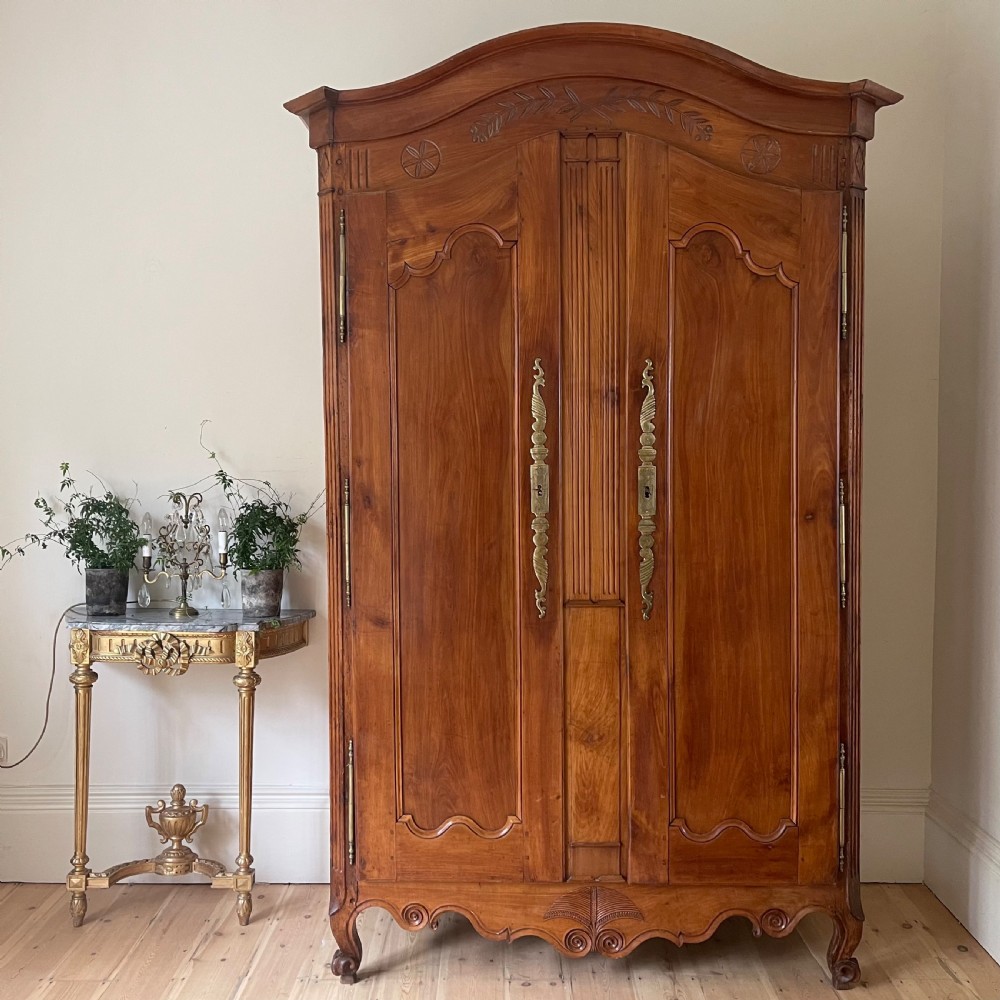 Antique French armoire  View VIII