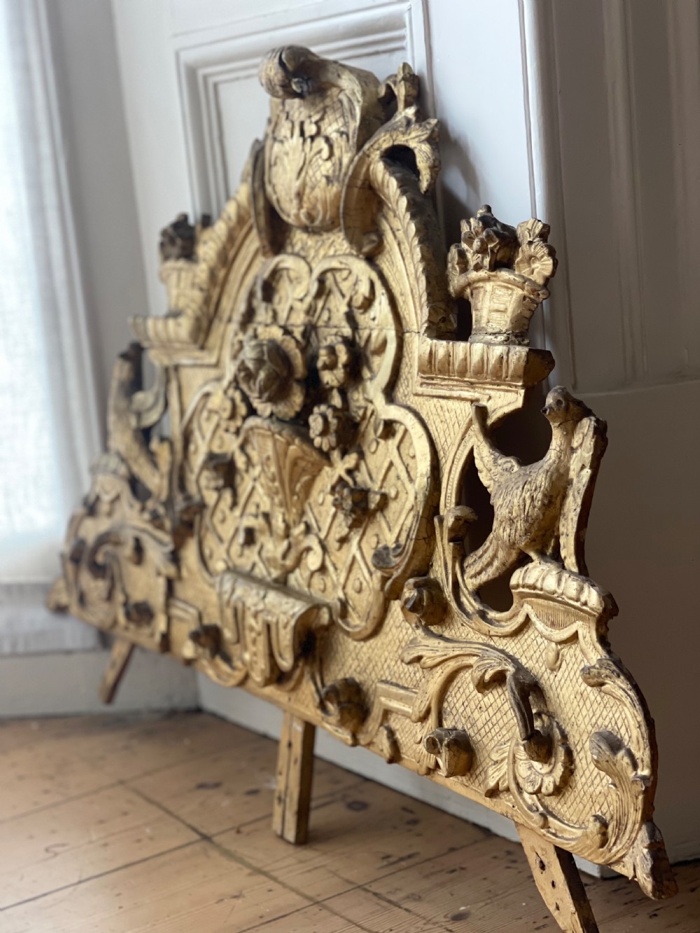 18th century French gilt mirror crest