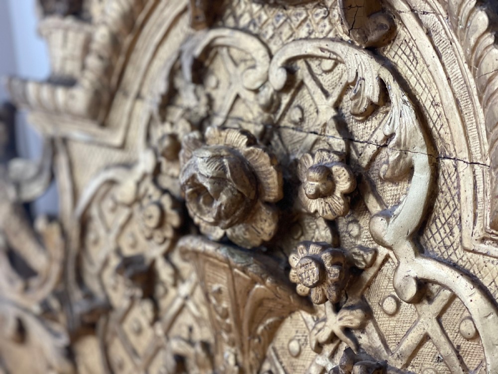 18th century French gilt mirror crest View VI