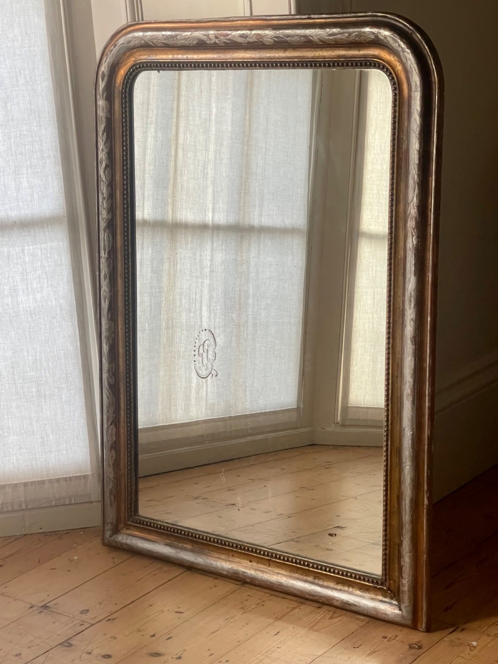 19th century French gilt Louis Philippe mirror c1860 View VIII