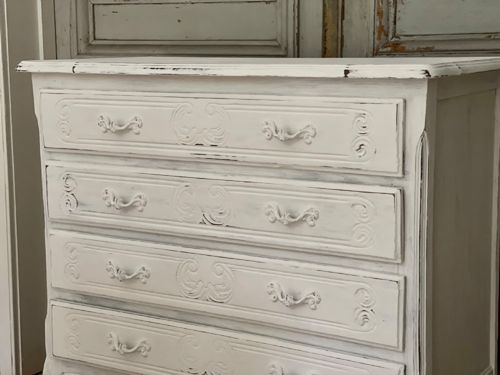 Antique French painted chest of drawers View II