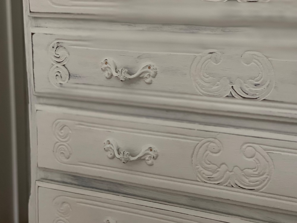 Antique French painted chest of drawers View VI