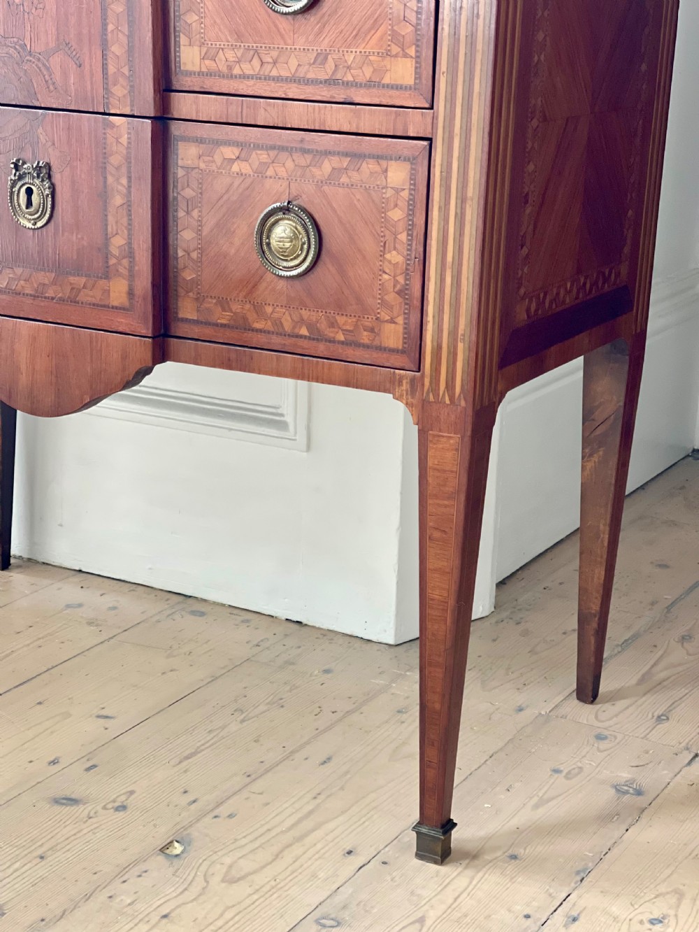 Antique French Louis XVI « commode » chest of drawers  View XI
