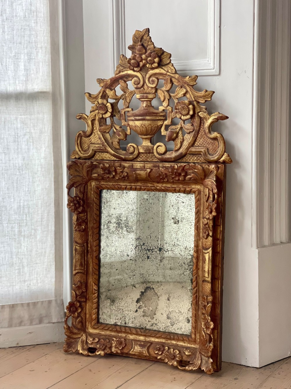 18th century French gilt marriage mirror  View VIII