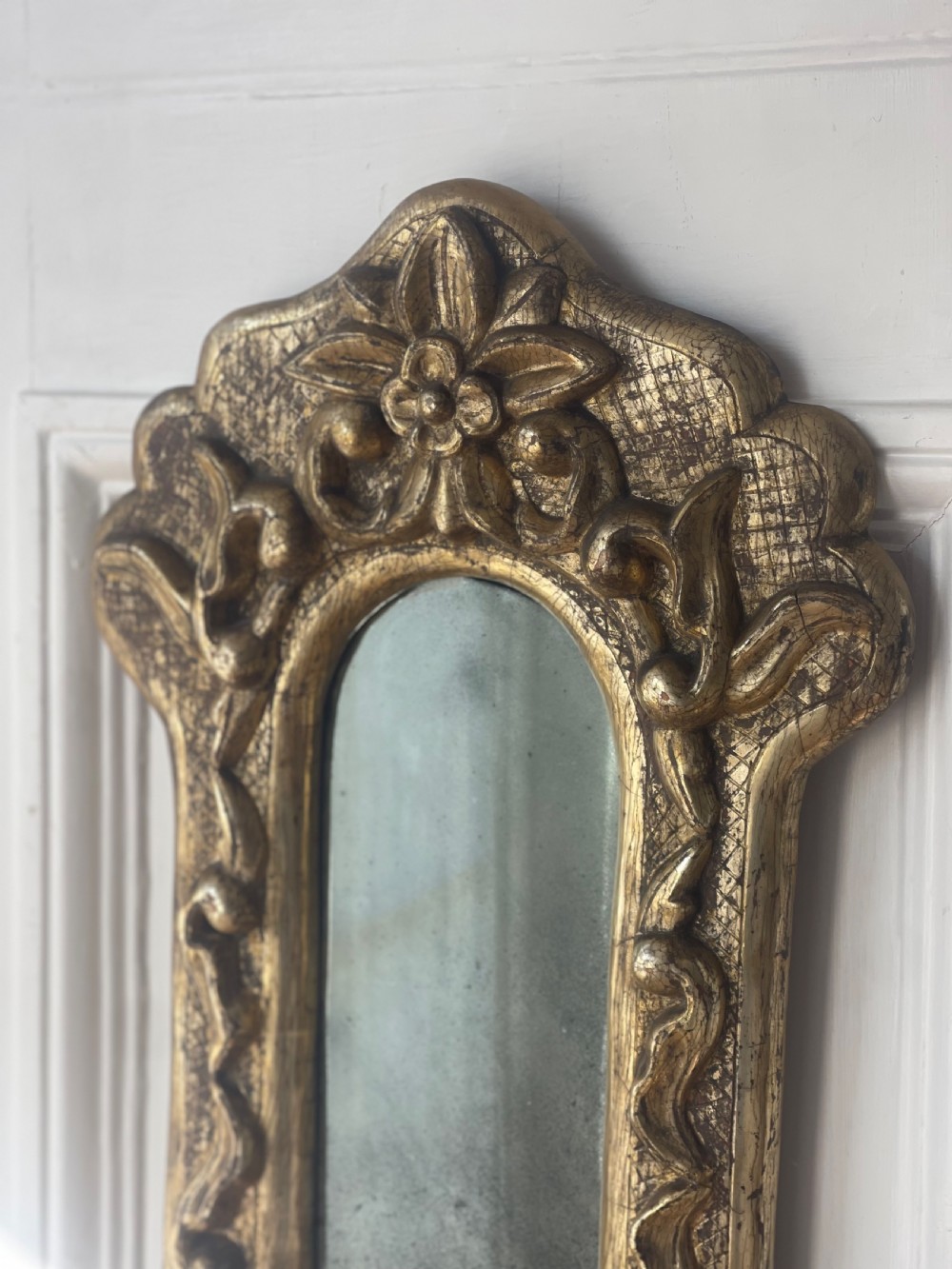 Pair of 18th century French gilt wood mirrors/girondelles View IV