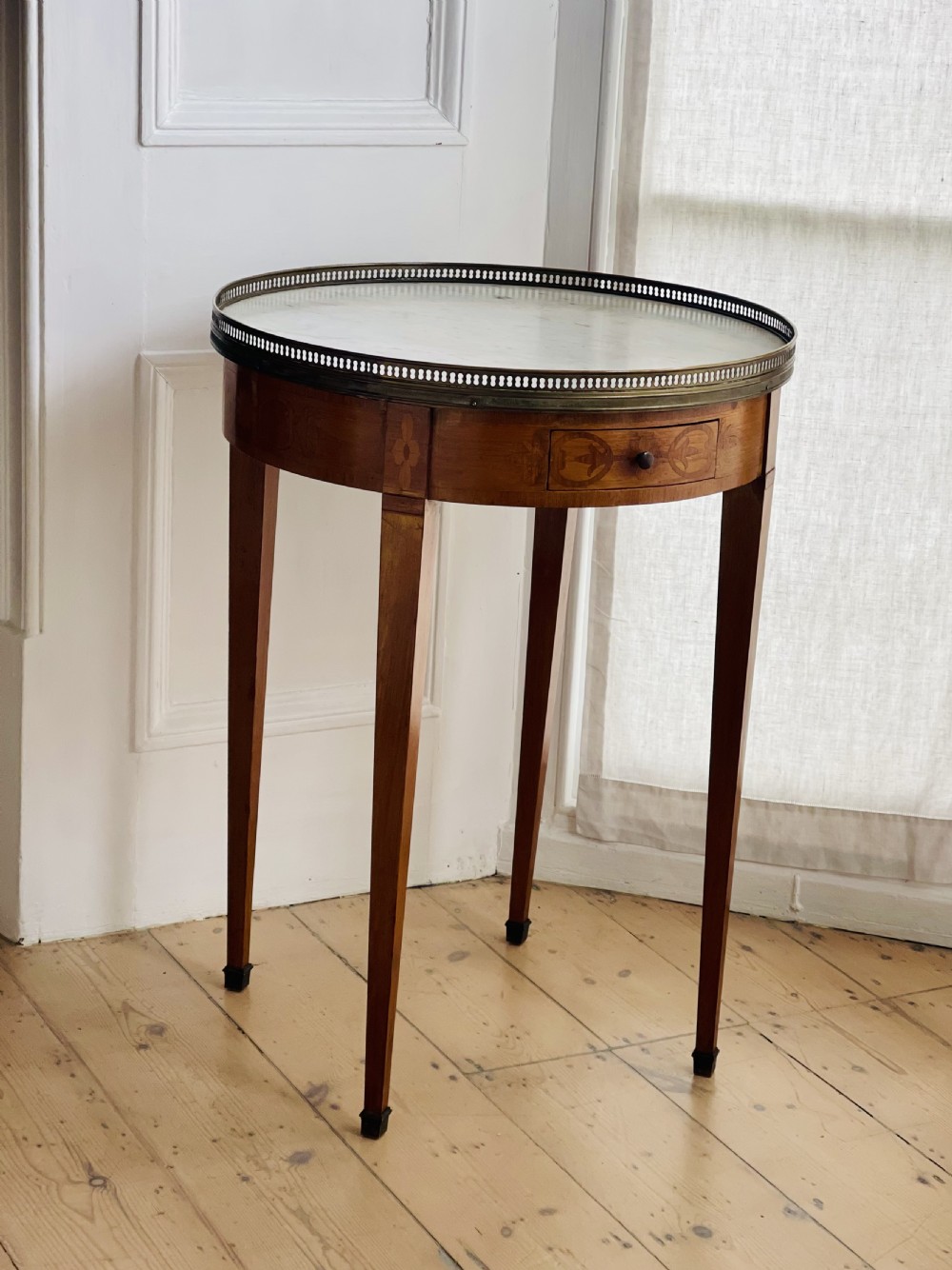 Antique French round marble table View XI