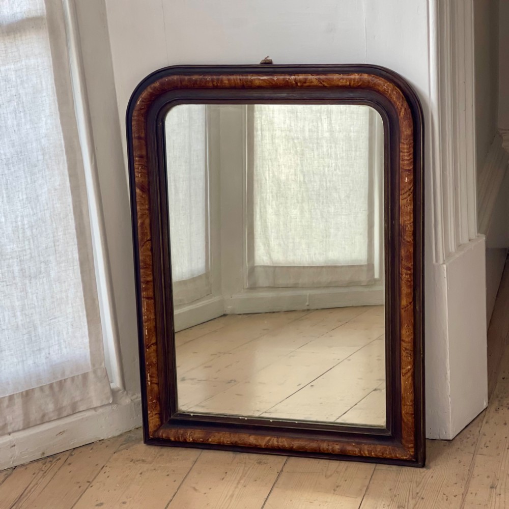Antique French mirror View IV