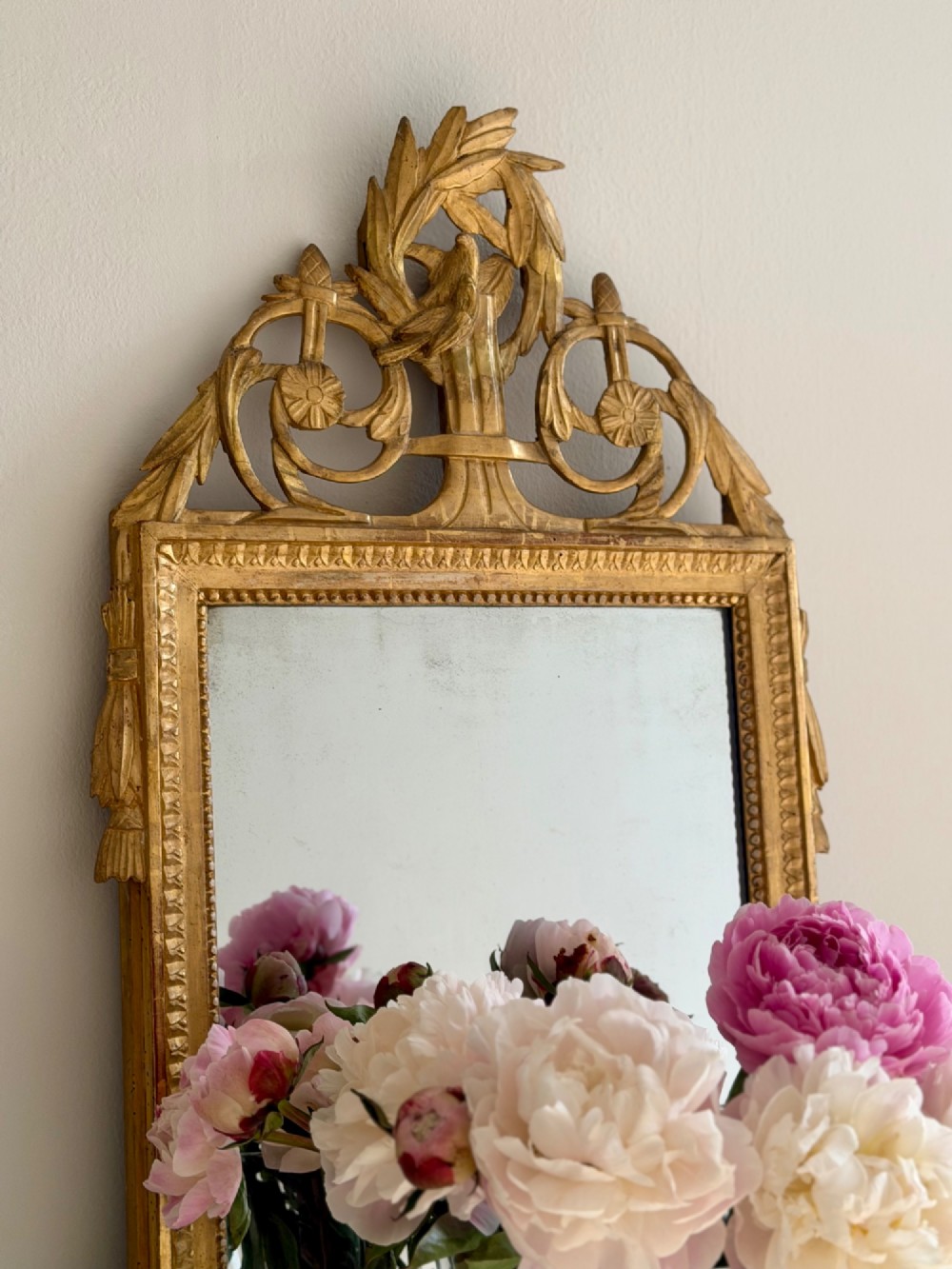 18th century French gilt marriage mirror View VII