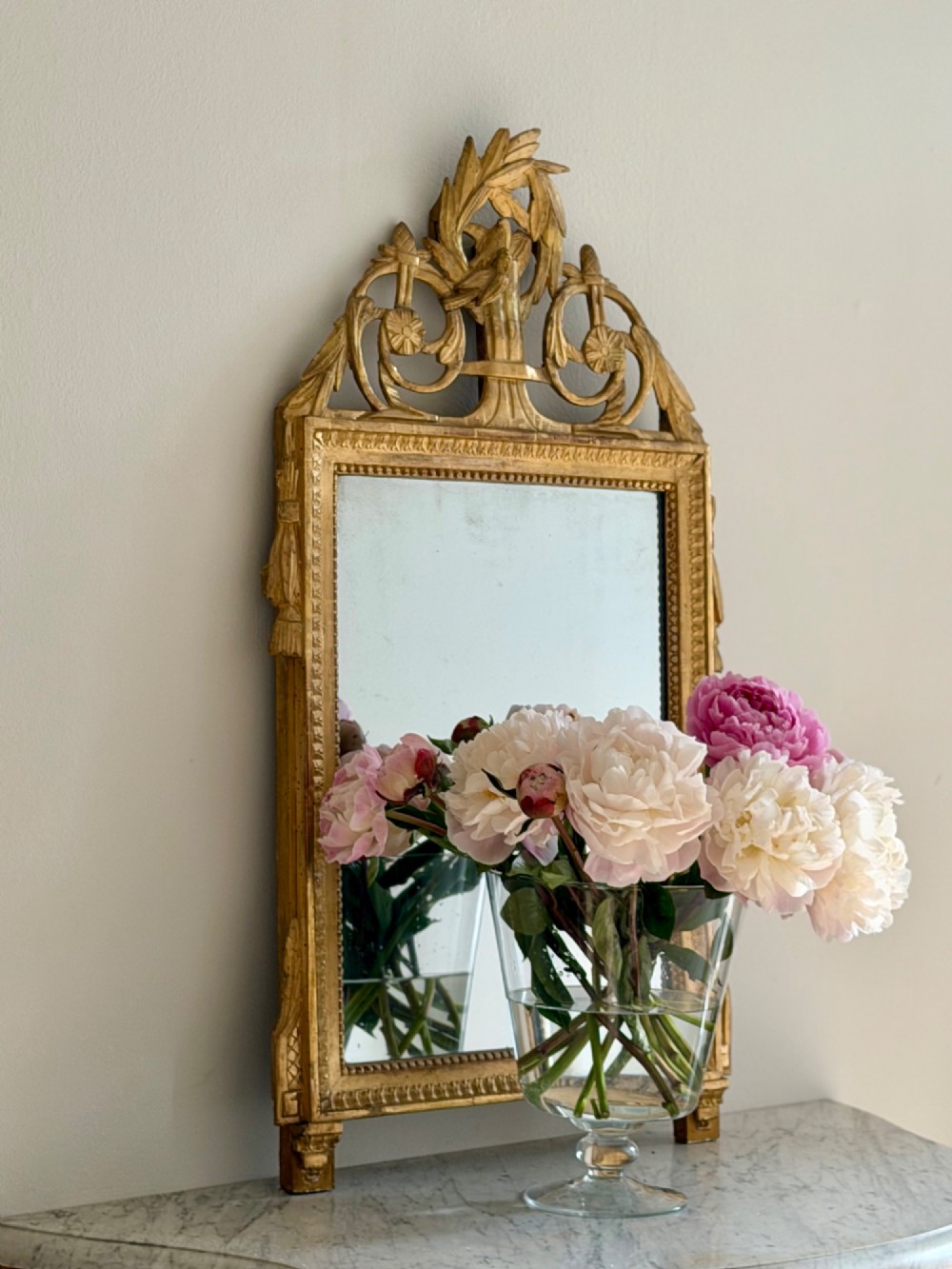 18th century French gilt marriage mirror View IX