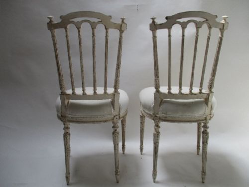 STUNNING FRENCH ELEGANT PAIR OF DECORATIVE CARVED CHAIRS - ADDITIONAL PHOTO 6