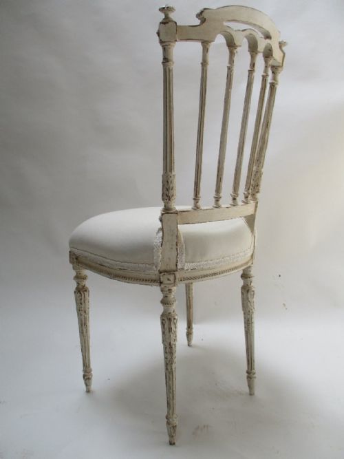 STUNNING FRENCH ELEGANT PAIR OF DECORATIVE CARVED CHAIRS - ADDITIONAL PHOTO 8