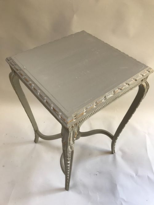 FRENCH DECORATIVE PAINTED TABLE - ADDITIONAL PHOTO 3