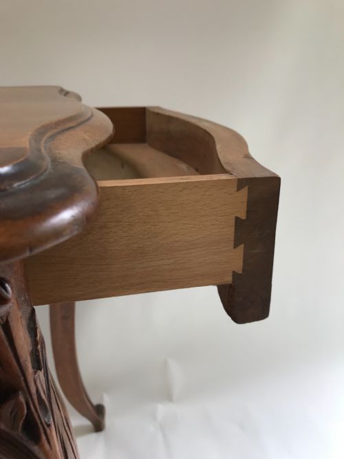FRENCH WALNUT CENTRAL TABLE - ADDITIONAL PHOTO 3