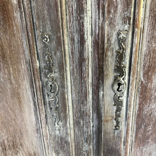 PAIR OF RUSTIC FRENCH PAINTED DOORS - ADDITIONAL PHOTO 2