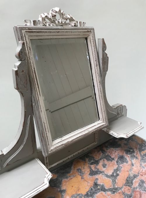 FRENCH DECORATIVE DRESSING TABLE - ADDITIONAL PHOTO 6