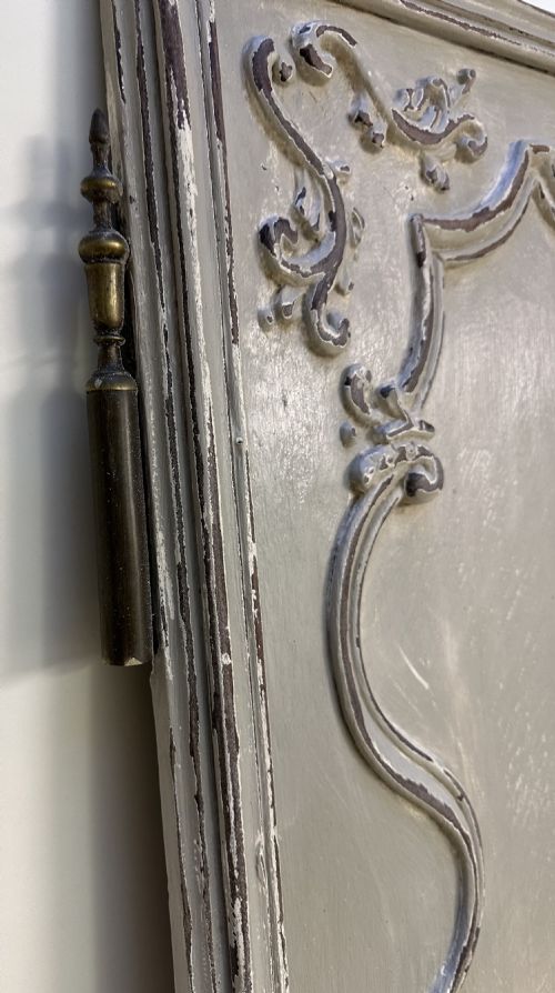 PAIR OF FRENCH HAND CARVED DOORS - ADDITIONAL PHOTO 1