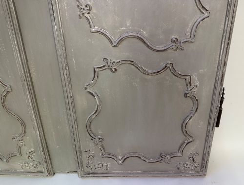 PAIR OF FRENCH HAND CARVED DOORS - ADDITIONAL PHOTO 7