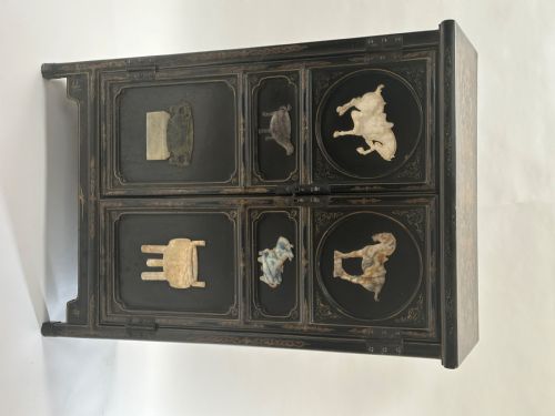 PAIR OF CHINOISERIE CABINETS - ADDITIONAL PHOTO 1