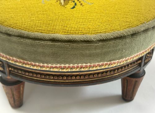 FRENCH SMALLSTOOL - ADDITIONAL PHOTO 5