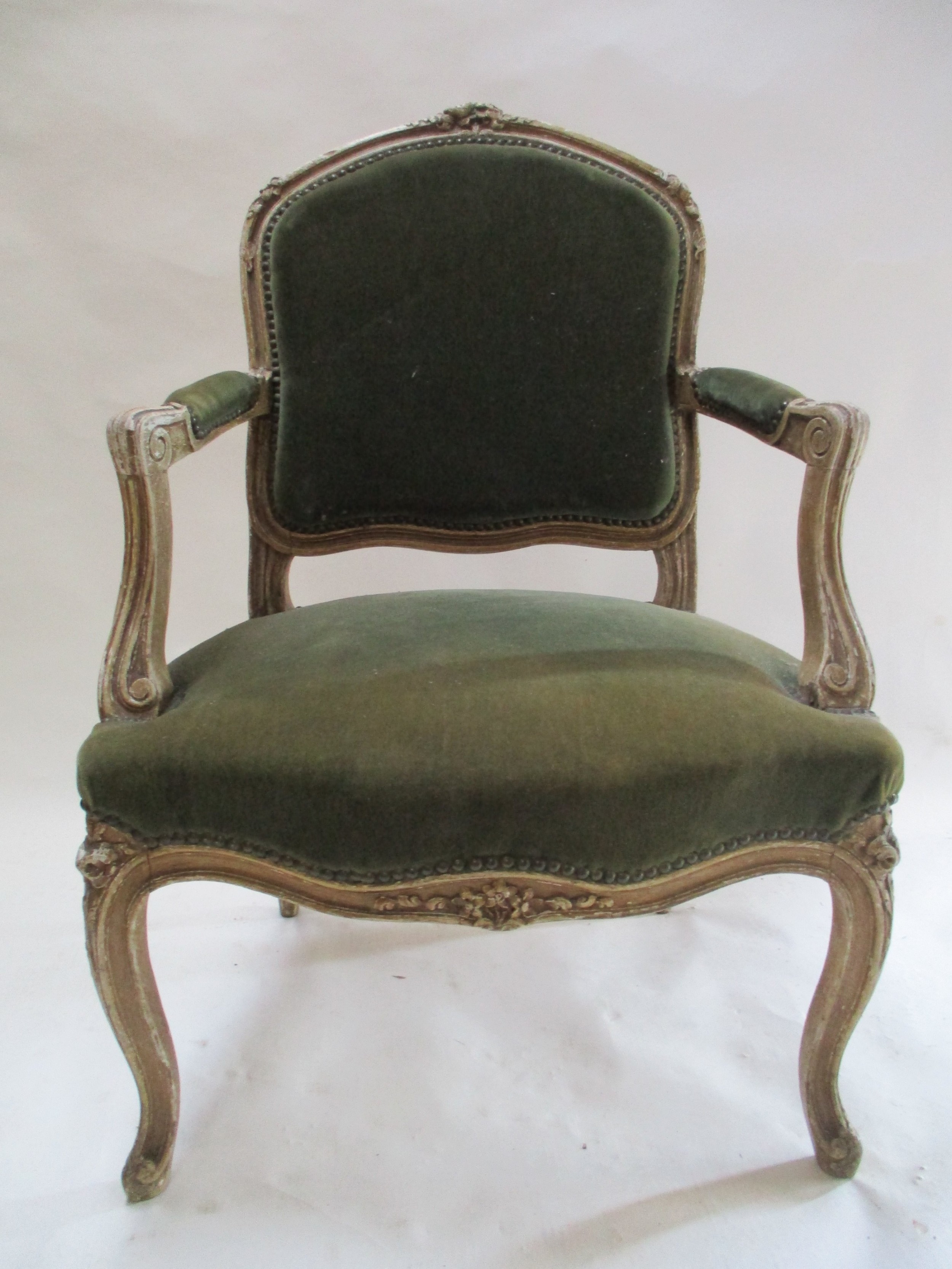 French Large Decorative Carved Arm Chair | 494868 | Sellingantiques.co.uk