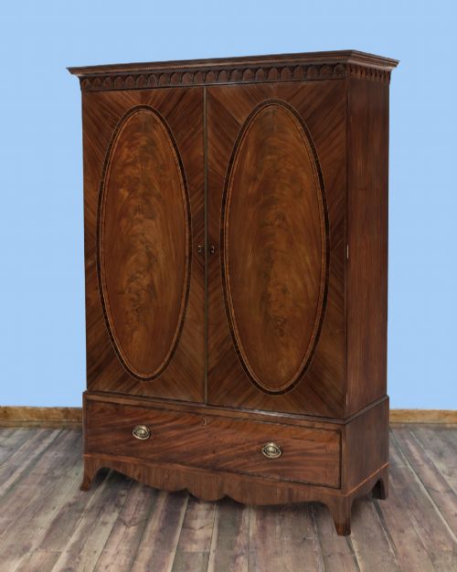 HEPPLEWHITE 18TH CENTURY CLOTHES PRESS