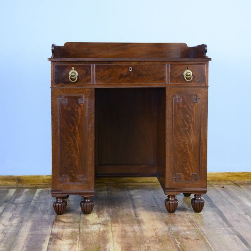 MAHOGANY CABINET IN THE MANNER OF GILLOW OF LONDON LANCASTER