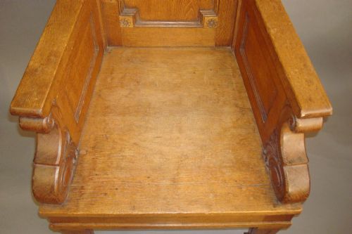 MID C19TH IMPOSING OAK THRONE CHAIR - ADDITIONAL PHOTO 3