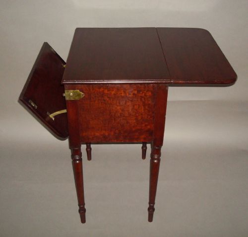 A RARE REGENCY MAHOGANY DECEPTION TABLE