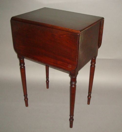 A RARE REGENCY MAHOGANY DECEPTION TABLE - ADDITIONAL PHOTO 7