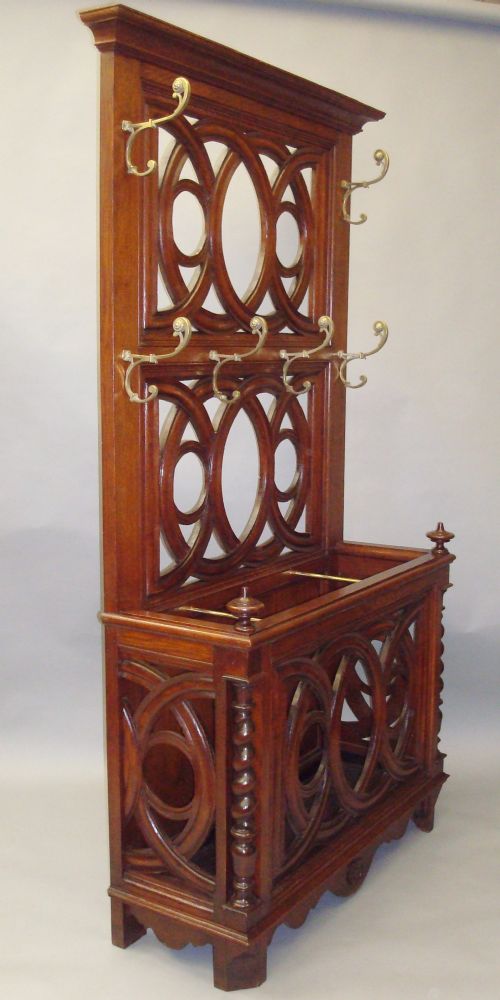 A STYLISH 19TH CENTURY OAK HALL STAND - ADDITIONAL PHOTO 5