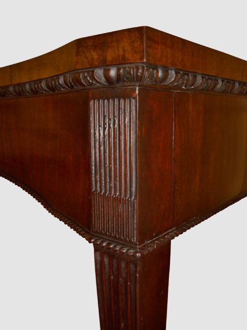 GEORGE III MAHOGANY SERPENTINE SERVING SIDE TABLE - ADDITIONAL PHOTO 5