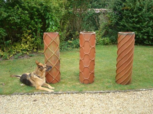 19TH CENTURY TRIO OF LARGE TERRACOTTA CHIMNEY POTS - ADDITIONAL PHOTO 1