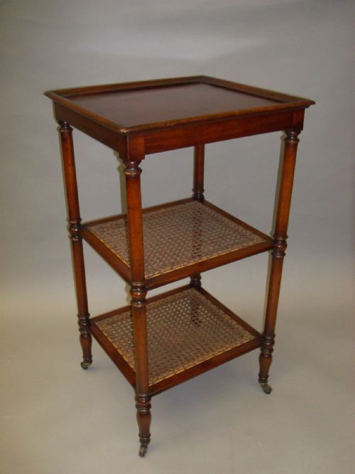 REGENCY MAHOGANY 3 TIER ETAGRE