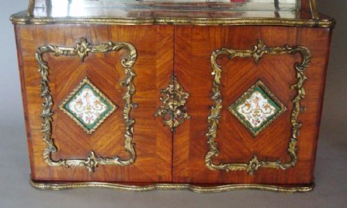 19TH CENTURY PAIR OF ENGLISH HANGING WALL CABINETS BY TOWN AND EMANUEL - ADDITIONAL PHOTO 2