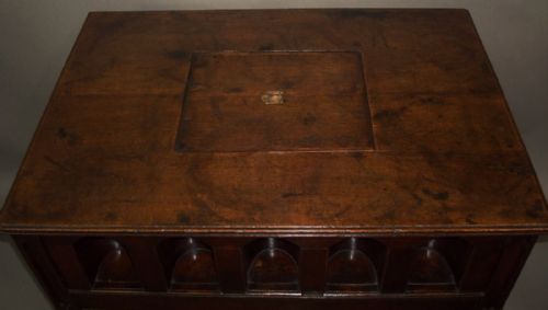C19TH GOTHIC OAK CHAMPAGNE OR WINE COOLER TABLE - ADDITIONAL PHOTO 9