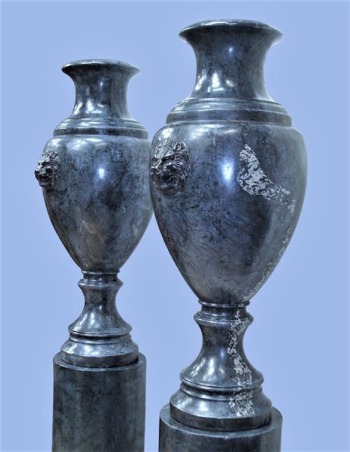 EARLY C20TH PAIR OF SCAGLIOLA URNS - ADDITIONAL PHOTO 14