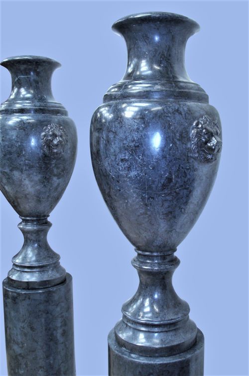 EARLY C20TH PAIR OF SCAGLIOLA URNS - ADDITIONAL PHOTO 16